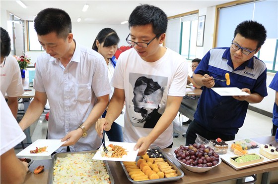 炎炎夏日，快來(lái)參加江蘇虎躍標(biāo)準(zhǔn)件有限公司冷餐交流會(huì)吧！ (10)