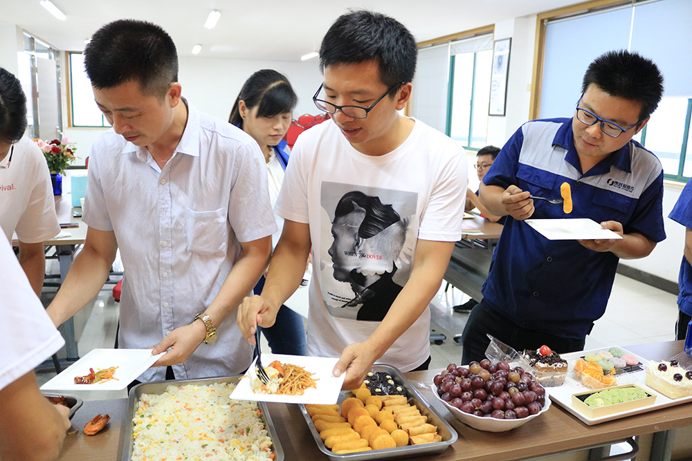 炎炎夏日，快來(lái)參加江蘇虎躍標(biāo)準(zhǔn)件有限公司冷餐交流會(huì)吧！ (10)